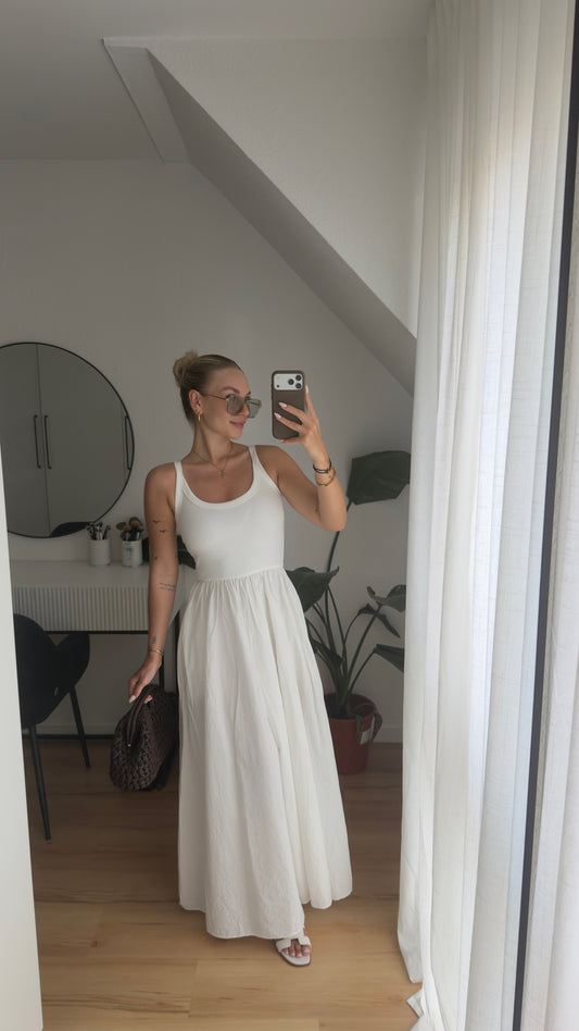 Kleid in weiß