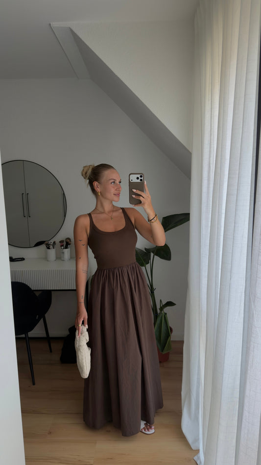 Kleid in braun