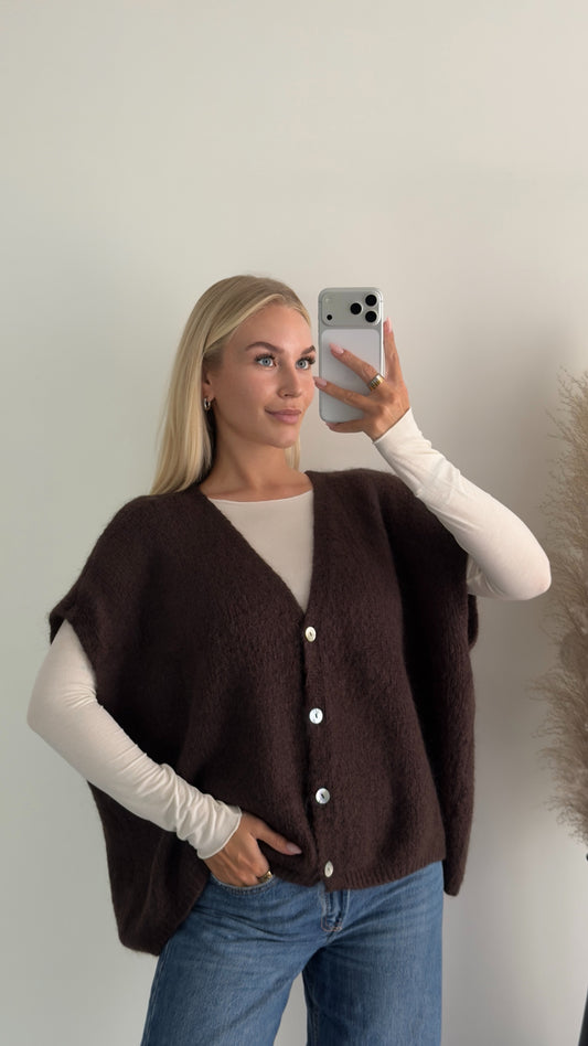 Braune Strickweste