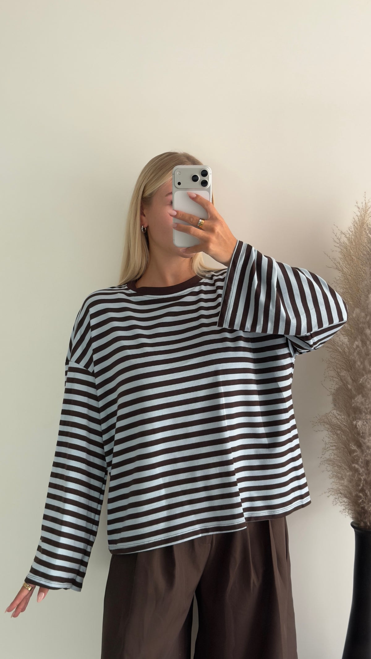 Oversize langarm Shirt mit Streifen in braun/hellblau